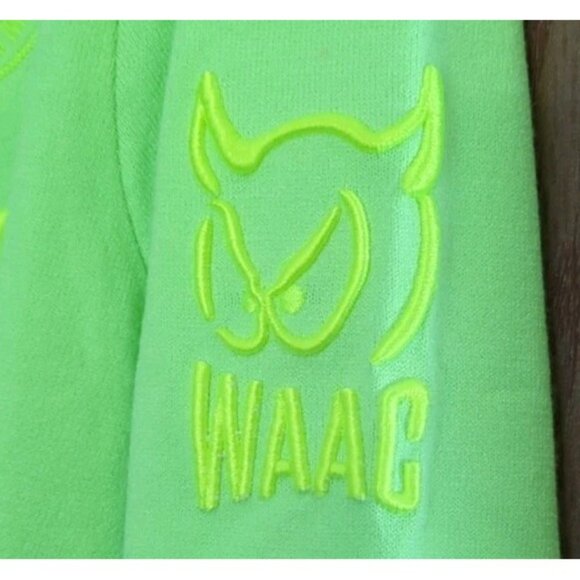 WAAC Golf Sweater Green Size 2 Win At All Costs Why Be An Angel New With Tags - Picture 2 of 10